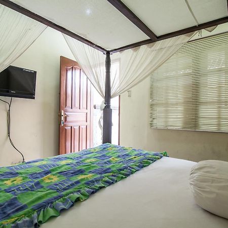 Lori Beach Inn Seminyak Zewnętrze zdjęcie