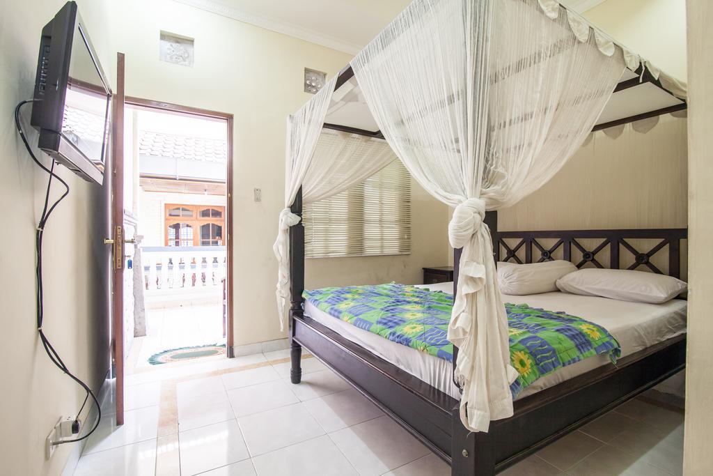 Lori Beach Inn Seminyak Pokój zdjęcie