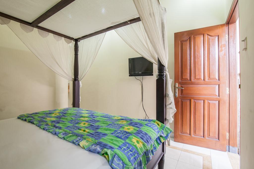 Lori Beach Inn Seminyak Pokój zdjęcie