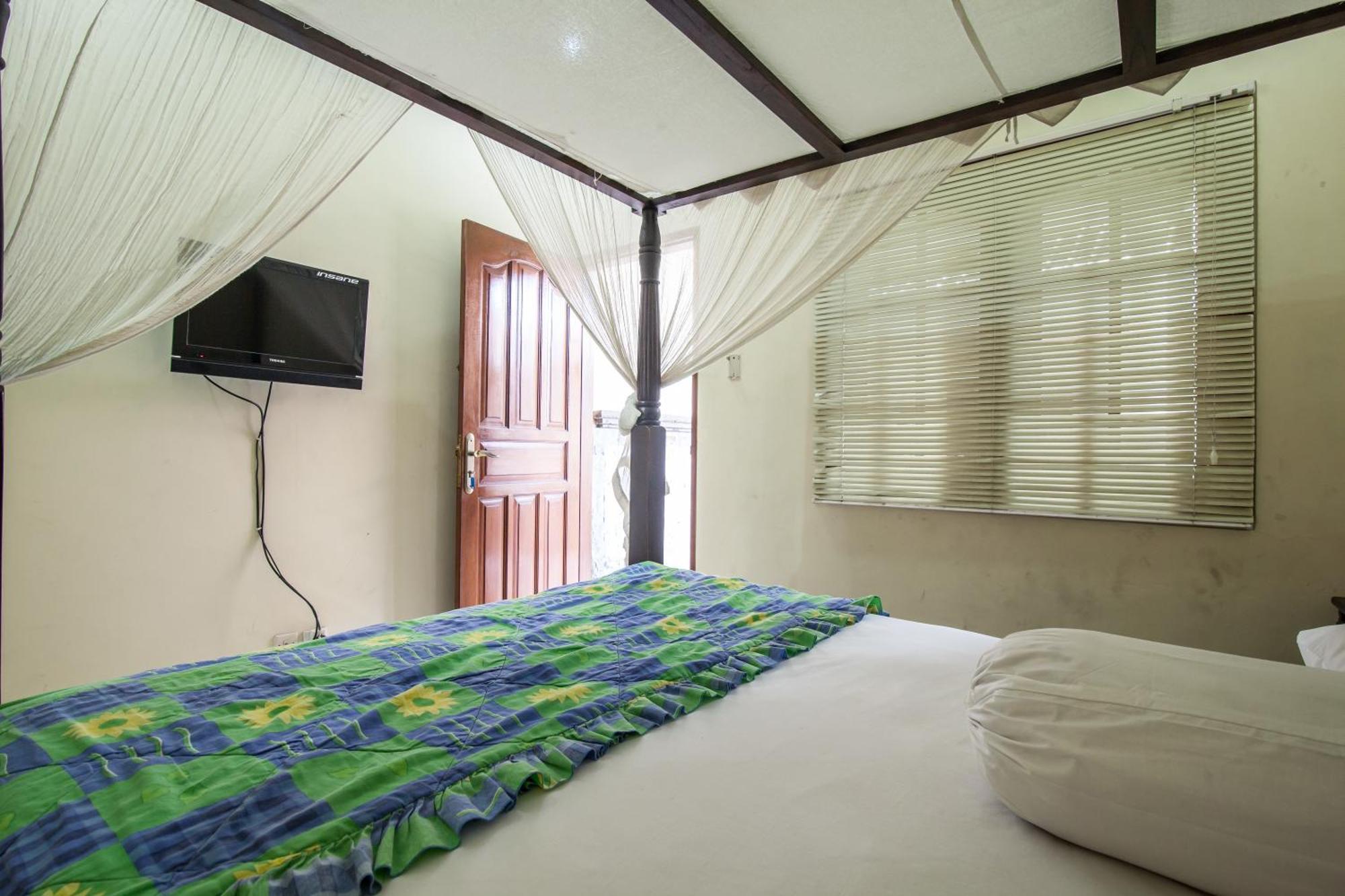Lori Beach Inn Seminyak Zewnętrze zdjęcie