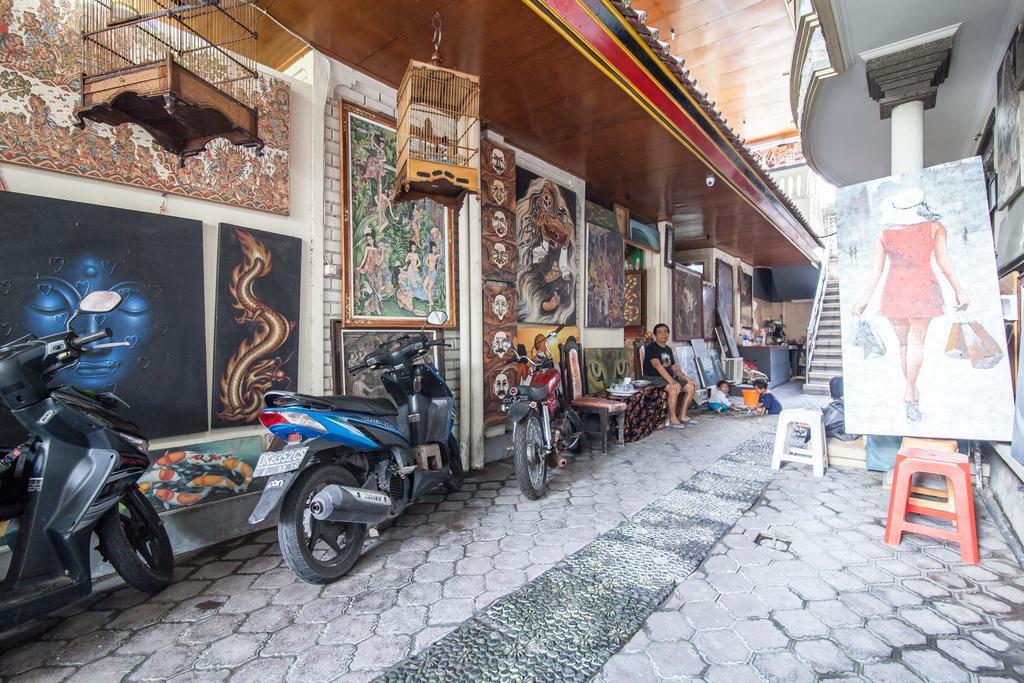 Lori Beach Inn Seminyak Zewnętrze zdjęcie